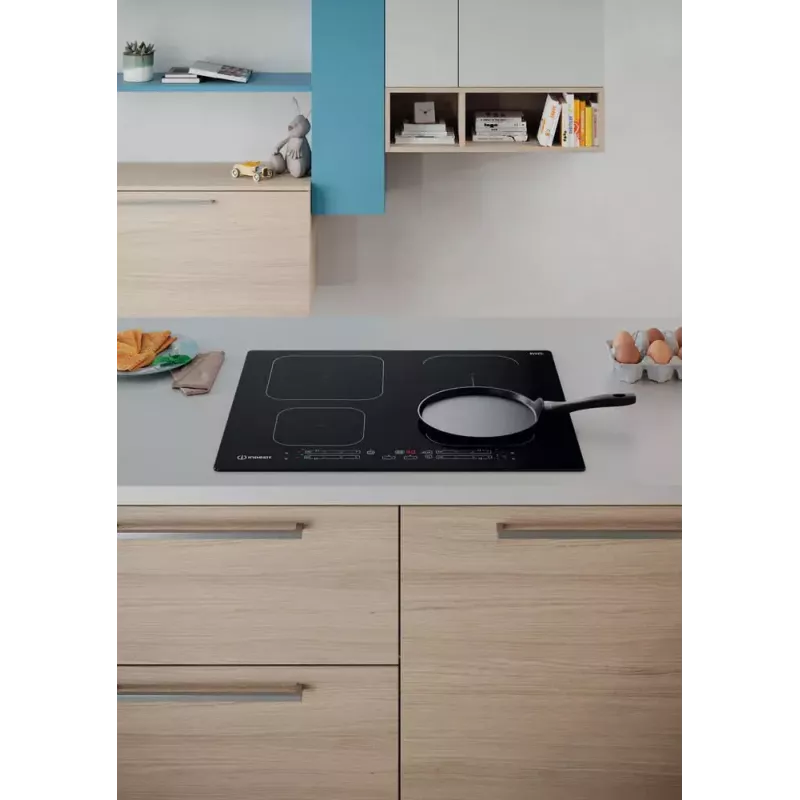 Indesit IB 65B60 NE čierna vstavaná 59 cm indukčná varná doska 4 zóny