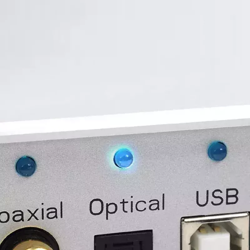 Audio rozhranie Silverstone EB01-E strieborné