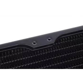 Radiátor Alphacool 14442 mosadz meď nehrdzavejúca oceľ čierna 144 mm