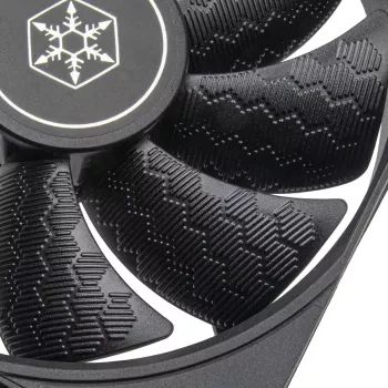 Skriňový ventilátor SILVERSTONE SST-SF120B 120 mm čierny — 120 mm chladiaci ventilátor pre PC skrine