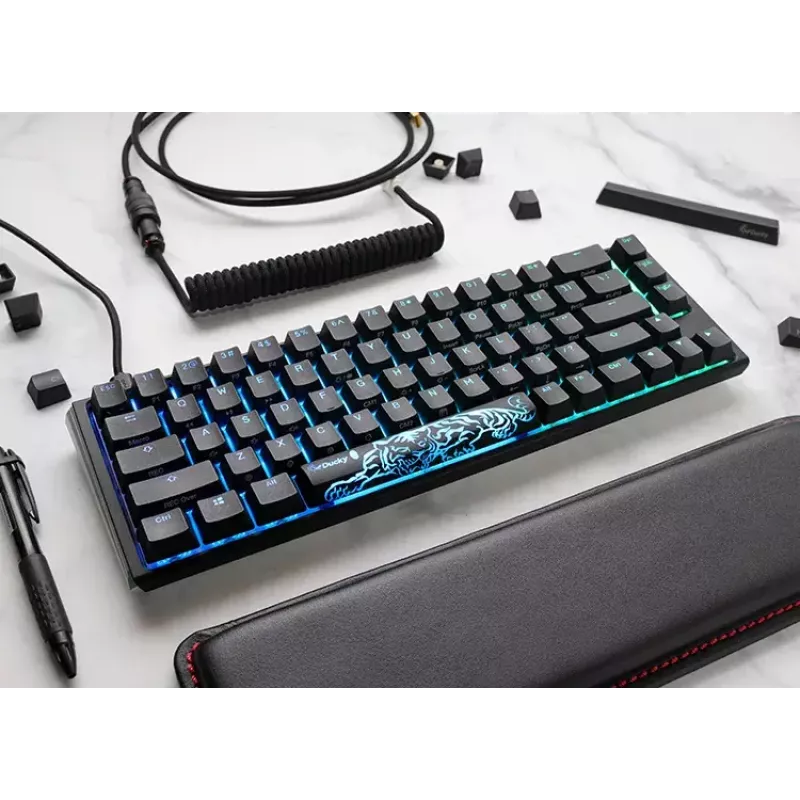 Ducky One 3 Classic SF klávesnica herná USB mechanická 67 klávesov RGB