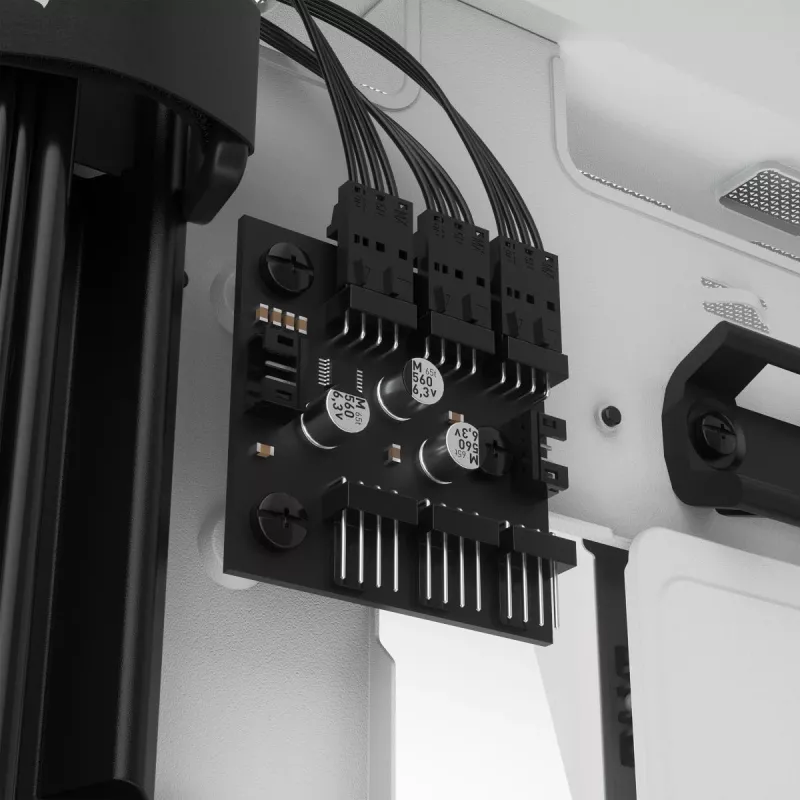 CORSAIR iCUE 5000X RGB - Tempered Glass Mid-Tower ATX PC Smart Case - biela