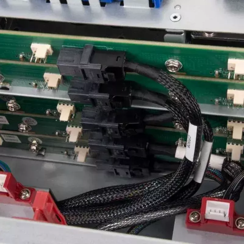 SilverStone SST-RM43-320-RS 4U rackové serverové šasi, E-ATX / SSI EEB, 20x 3,5″ SATA/SAS Hot-Swap, čierne
