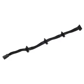 Kábel Silverstone SST-PP07-BTSB 0,3 m Molex 4-pol na 4x SATA