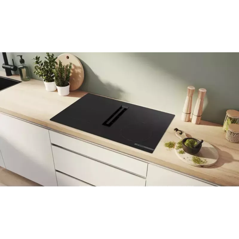 Indukčná varná doska Bosch Serie 4 PVS811B16E, 80 cm, 4-zónové dotykové ovládanie, bezrámová, čierna