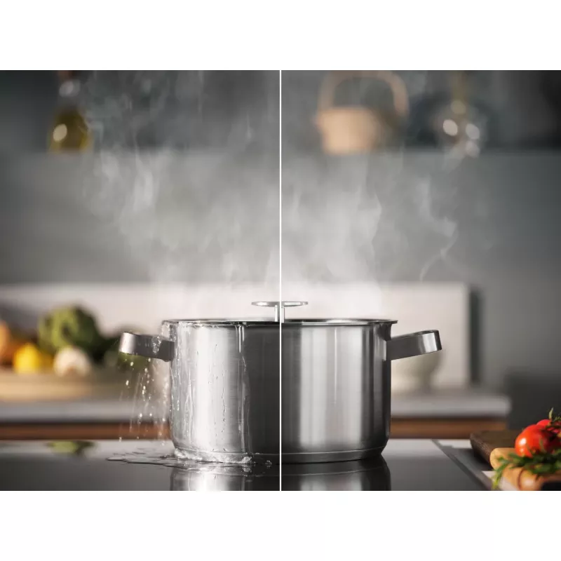 Electrolux EIS62443 čierna vstavaná 60 cm zónová indukčná varná doska 4 zóny
