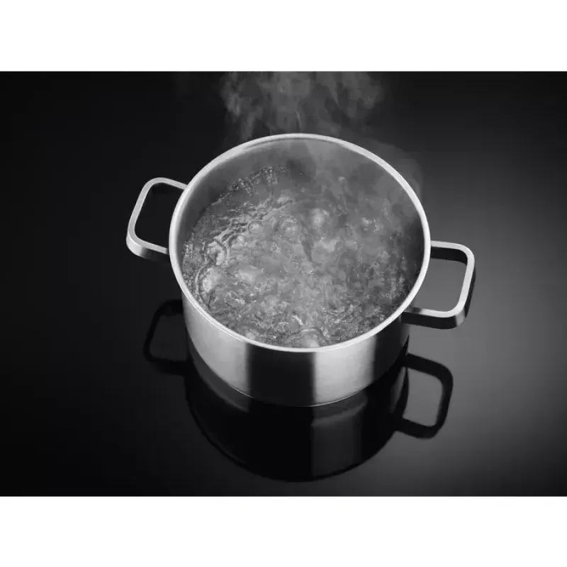 Electrolux EIV83443BW sporák biely vstavaná indukčná varná doska 4 zóny