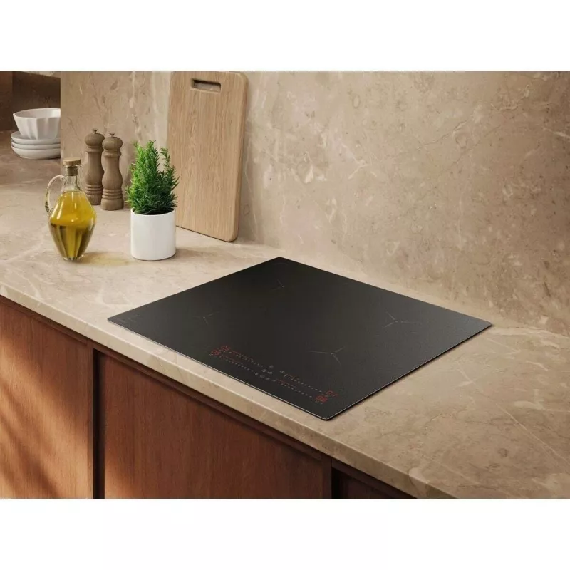 Electrolux Séria 700 EIS62453IZ čierna vstavaná 60 cm zónová indukčná varná doska 4 zóny