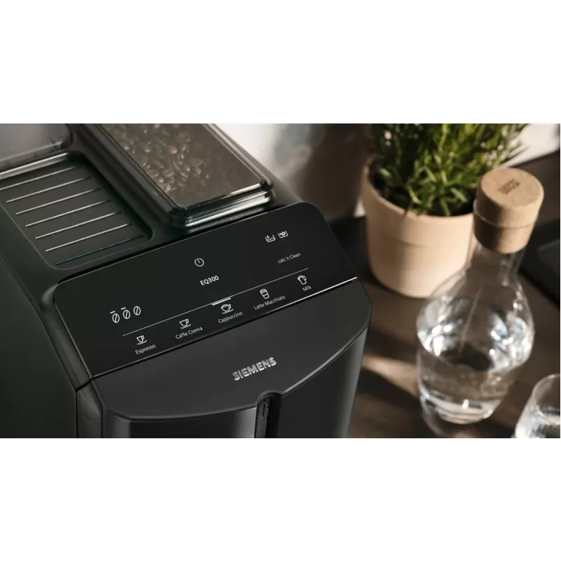 Siemens EQ.300 TF301E19 automatický kávovar na espresso, klavírna čierna