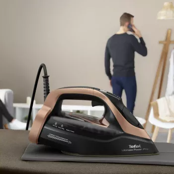Tefal Ultimate Power Pro FV9E50 suchá a parná žehlička Durilium AirGlide Autoclean žehliaca plocha 3200 W čierna, medená
