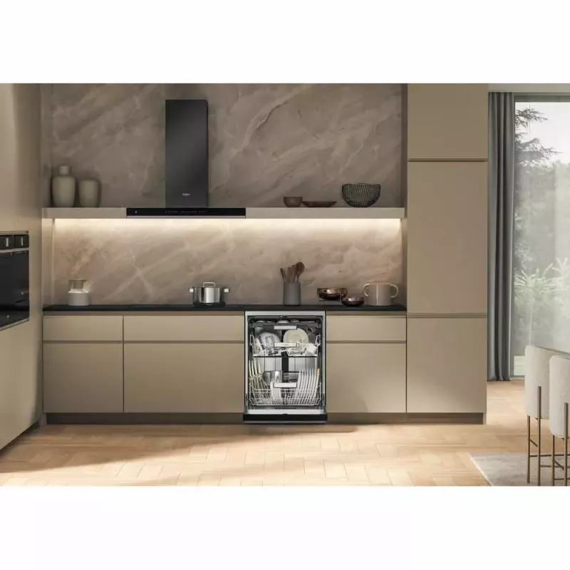 Voľne stojaca umývačka riadu WHIRLPOOL W7F HS41 X — 15 jedálenských súprav, 41 dB, Fullsize 60 cm