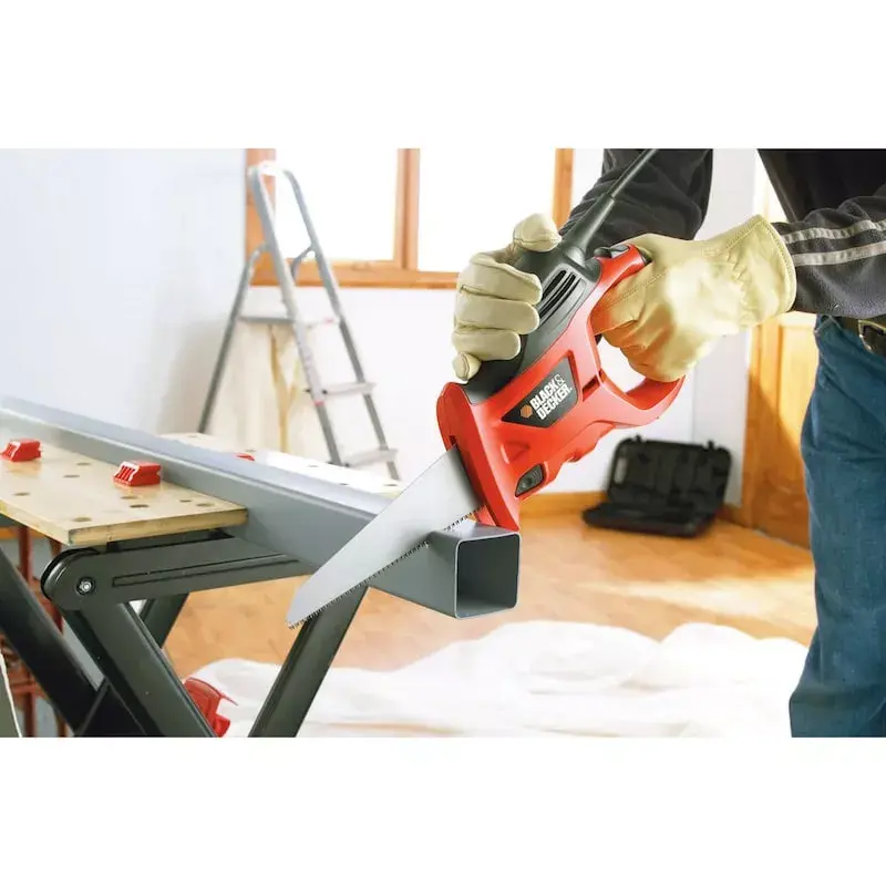 Pílka na kov Black & Decker KS880EC-QS – pílka na kov, dĺžka čepele 23,9 cm, ergonomická rukoväť, oranžová