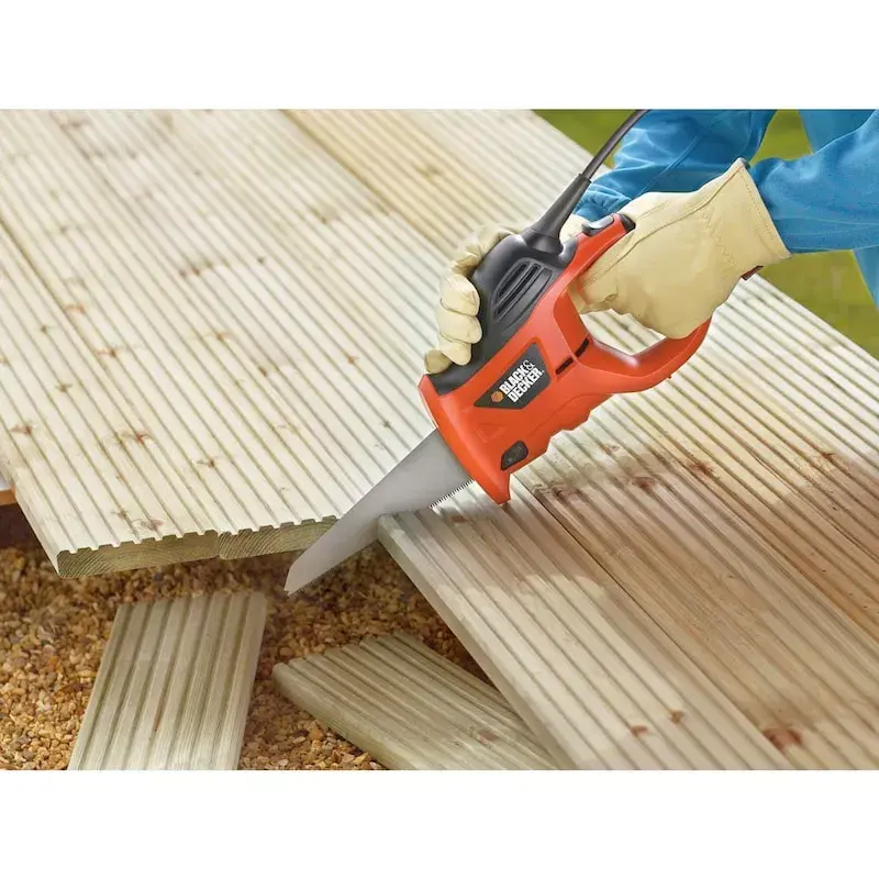 Pílka na kov Black & Decker KS880EC-QS – pílka na kov, dĺžka čepele 23,9 cm, ergonomická rukoväť, oranžová