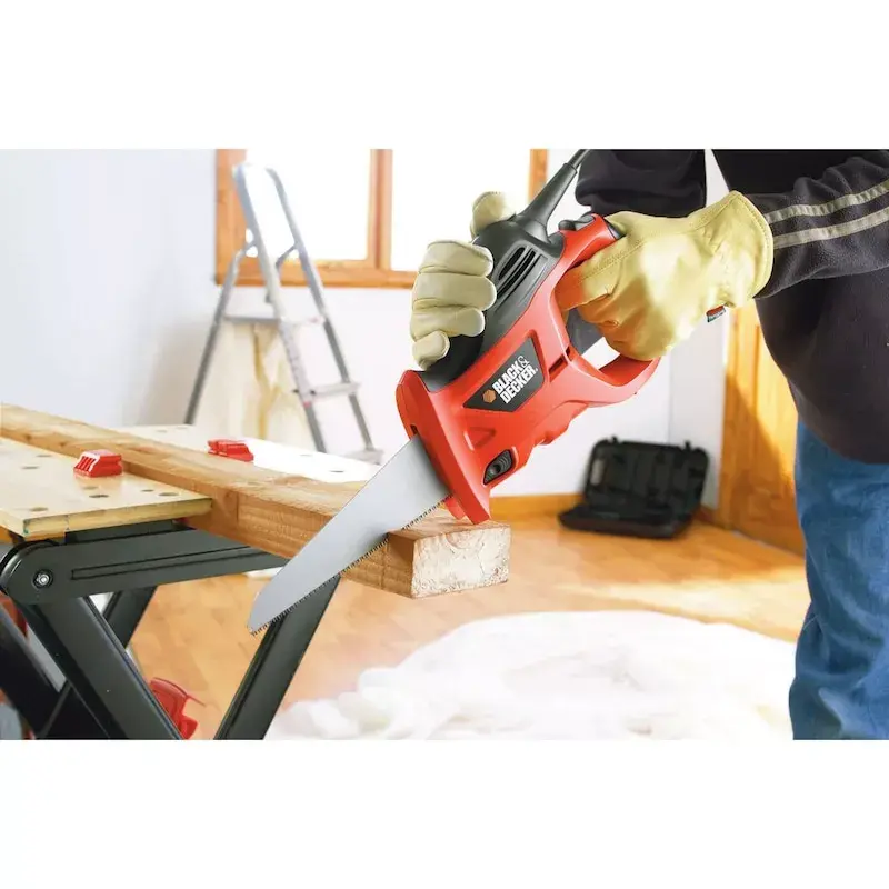 Pílka na kov Black & Decker KS880EC-QS – pílka na kov, dĺžka čepele 23,9 cm, ergonomická rukoväť, oranžová