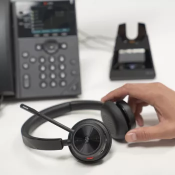 HP Poly Voyager 4320-M +USB-A na USB-C kábel +BT700 dongle, bezdrôtový, kancelária/call centrum, 20 - 20000 Hz, 162 g, headset, čierny