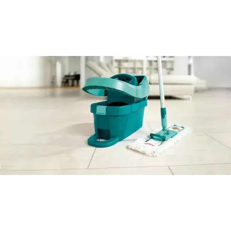 Leifheit 55045 Wet Microfiber – plochý mop s mikrovláknovým návlekom na čistenie podláh