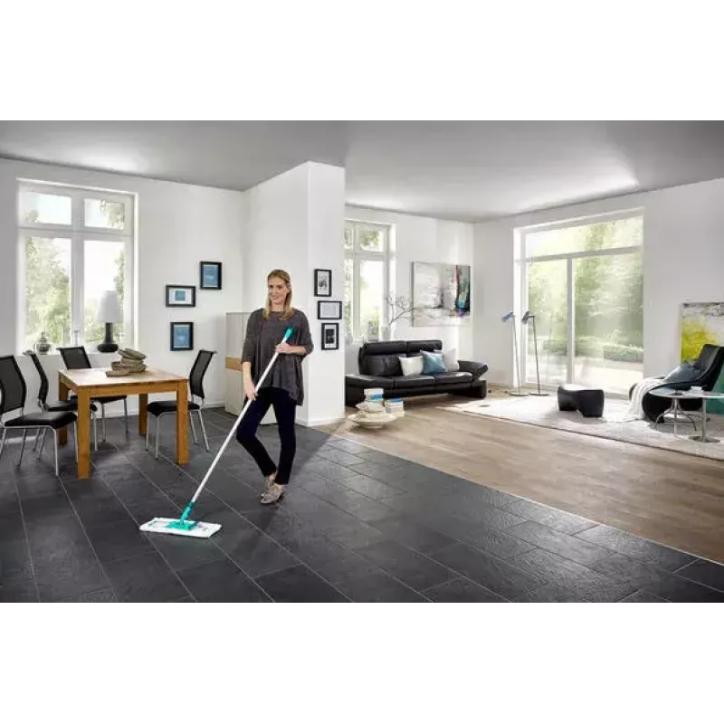 Leifheit 55045 Wet Microfiber – plochý mop s mikrovláknovým návlekom na čistenie podláh