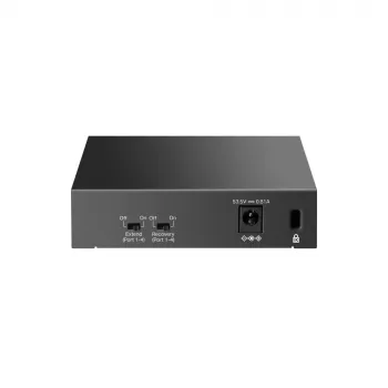 Neupravovaný switch TP-LINK LS105P, 5x Fast Ethernet (10/100) porty, 4x PoE porty, 1 Gbit/s prepínacia kapacita, bez ventilátora, čierny