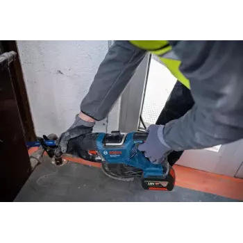 Šabľová píla Bosch GSA 185-LI Brushless 2900 zdvihov/min čierna