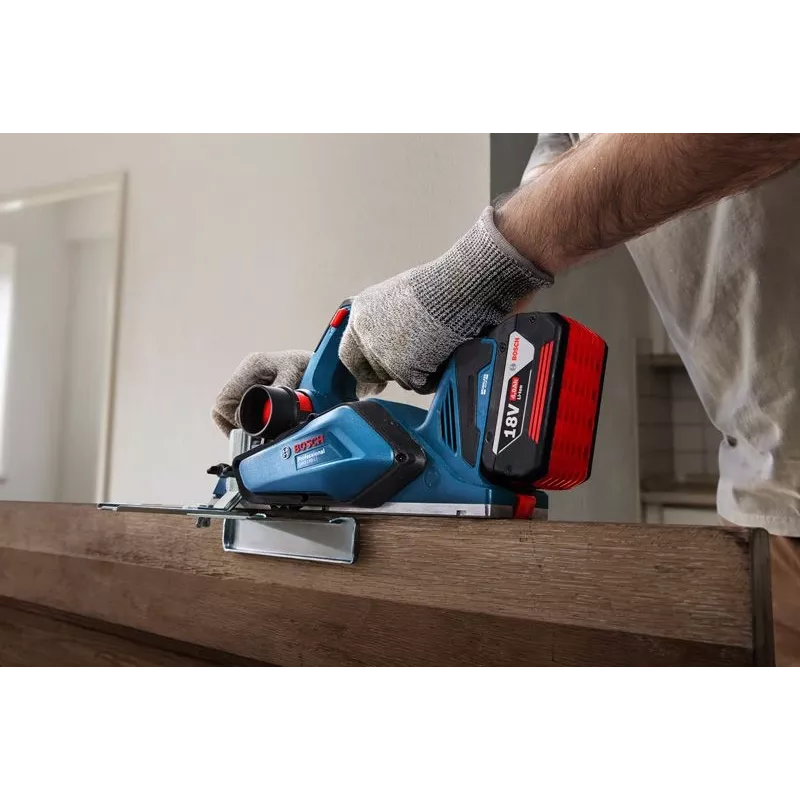 Bosch GHO 185-LI čierna, modrá 14000 RPM