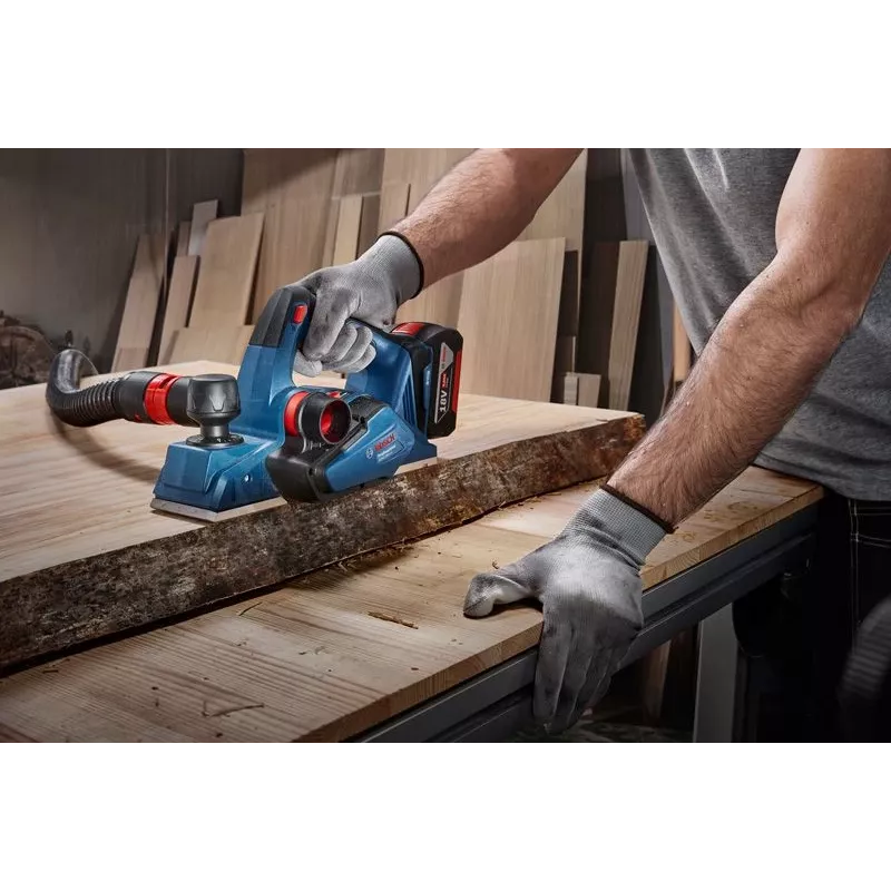 Bosch GHO 185-LI čierna, modrá 14000 RPM