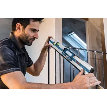 Bosch GIM 60 Professional digitálny uhlomer 0 - 360°