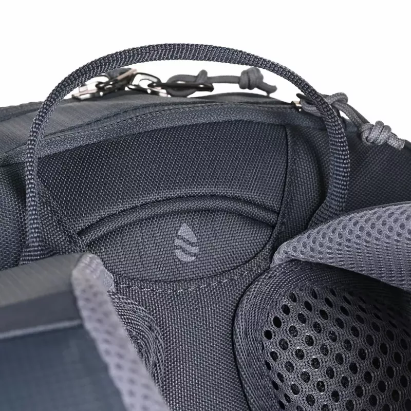 Batoh DEUTER Superbike 16 SL — 16 l objem, cyklistický batoh kompatibilný s hydratačným vakom