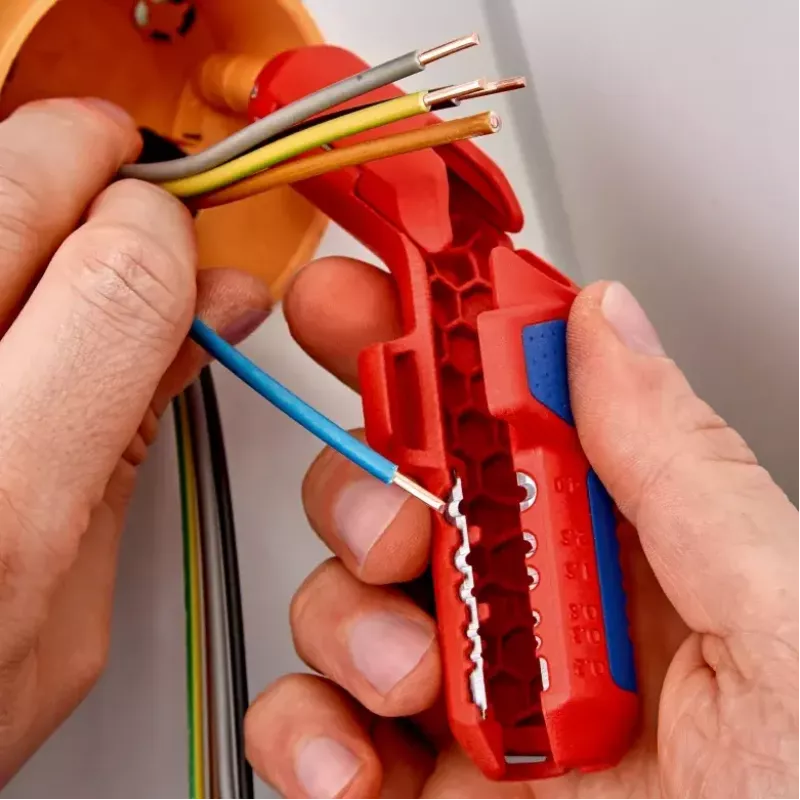 Odizolovač káblov Knipex ErgoStrip 16 95 02 SB