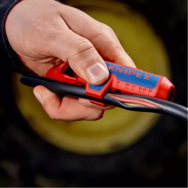 Odizolovač káblov Knipex ErgoStrip 16 95 02 SB