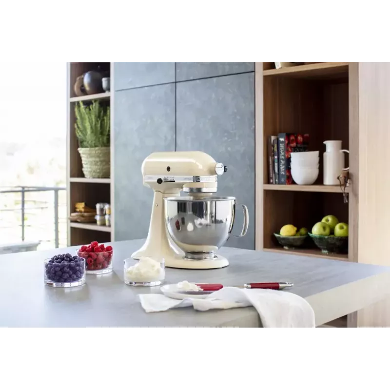 Kuchynský robot KITCHENAID 5KSM125EAC — 300 W, 4,8 l misa, 10 rýchlostí, krémová