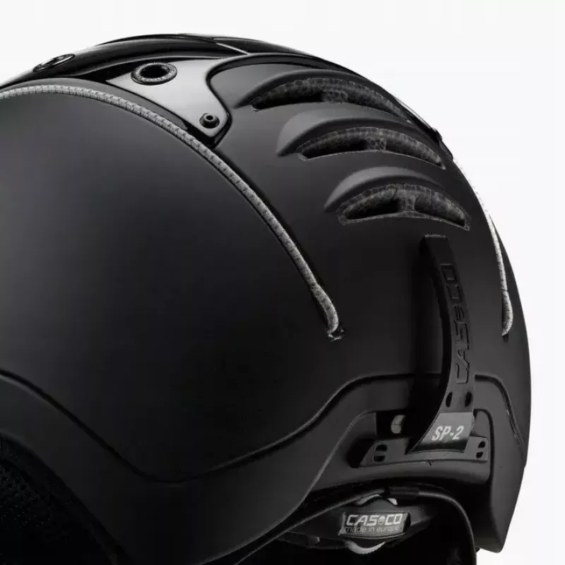 Lyžiarska prilba Casco SP-2 Carbonic Visor, veľkosť M (55–57 cm), čierna