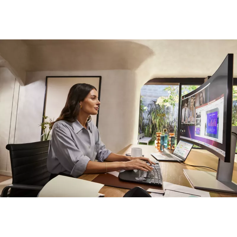 HP 925 ergonomická vertikálna myš, pravá ruka, vertikálny dizajn, RF Wireless + Bluetooth, 4000 DPI, čierna