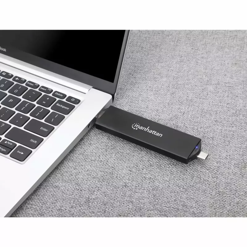 Puzdro na SSD Manhattan M.2 NVMe SATA USB-C USB-A 10 Gbps čierne