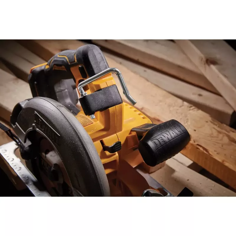 Prenosná kotúčová píla DeWALT DCS573NT-XJ