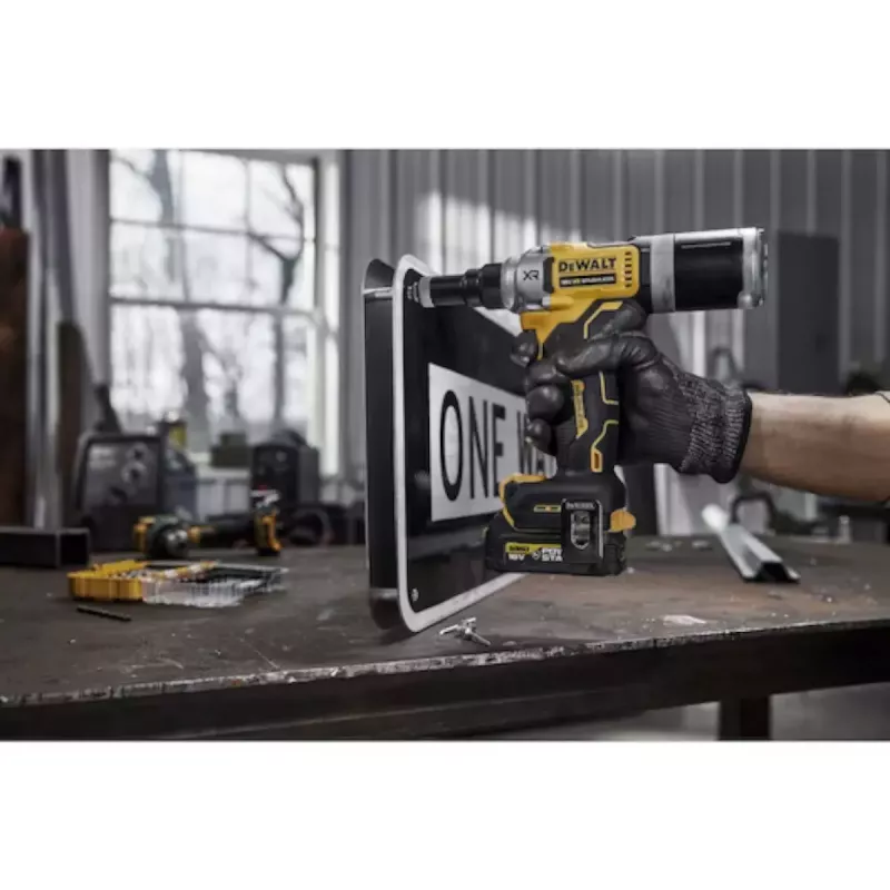 Akumulátorové nitovacie kliešte DeWalt DCF414NT-XJ – batériový nitovací nástroj, prenosný