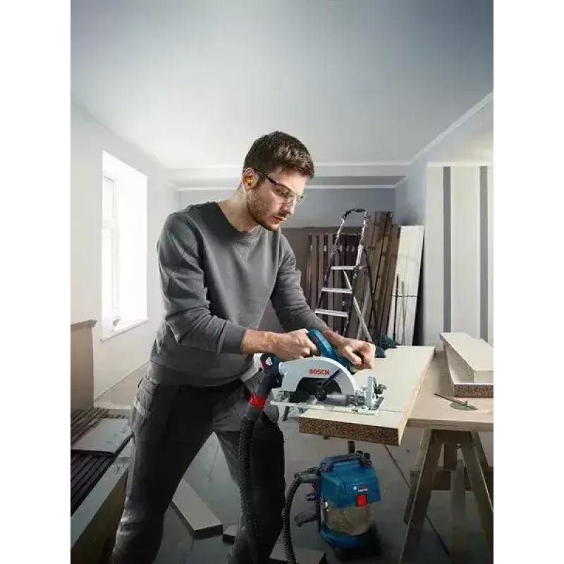Bosch GKS 185-LI 16,5 cm čierna, modrá, sivá 5000 ot/min