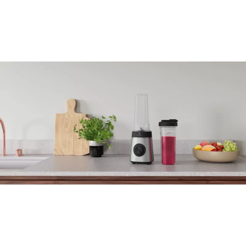 Stolový mixér Electrolux E4CB1-6ST