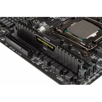 CORSAIR pamäť 32GB DDR4 2666MHz kit 4 DIMM C16 Vengeance Low Profilex pamäťový kit