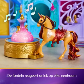 Hracia sada Spin Master Unicorn Academy stajňa s fontánou, svetelnými a zvukovými efektmi