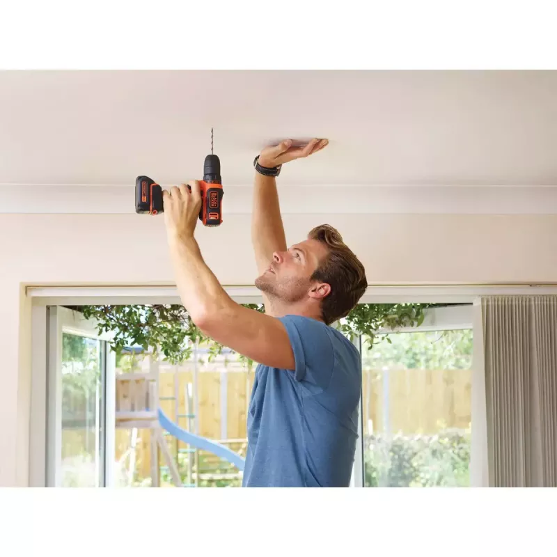 Vŕtačka s pištoľovou rukoväťou Black & Decker BDCDD12-QW, Keyless, 1.5 Ah