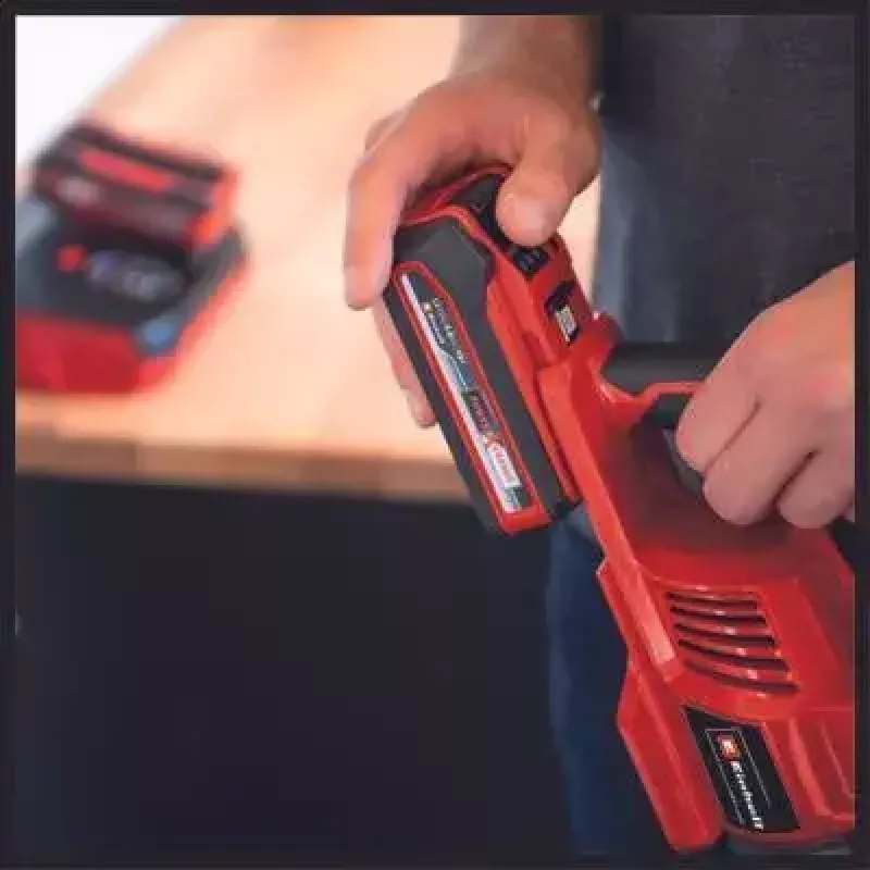 2-in-1 tyčový vysávač Einhell TE-SV 18 Li-Solo