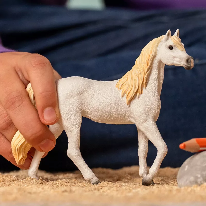 Schleich Horse Club arabská kobyla čierna blond biela 13983S