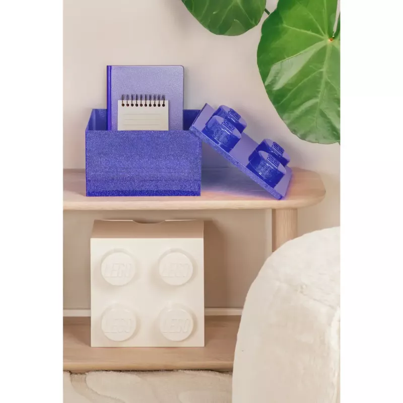 Úložná krabica Room Copenhagen LEGO Storage Brick 4 Top Lid Glitter — fialová/transparentná