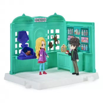 Wizarding World Harry Potter, Magical Minis predajňa sladkostí Honeydukes s 2 exkluzívnymi figúrkami a 5 doplnkami, detská hračka od 6 rokov