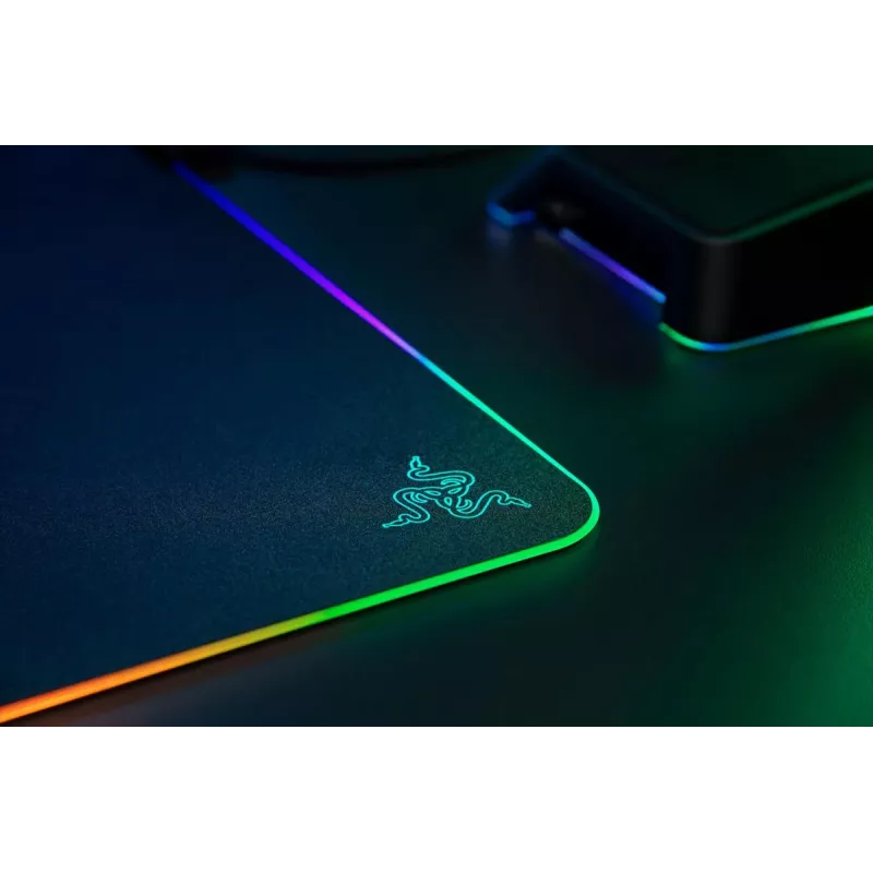RAZER Firefly V2 Gaming podložka pod myš čierna