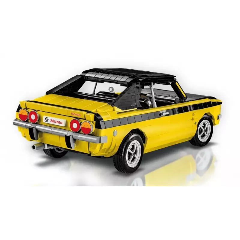 Stavebnica Cobi Opel Manta A 1970 model v mierke 1:12, sada kociek