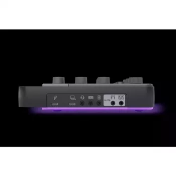 Mixér Mackie MixCaster Live prenosný 8-kanálový USB – kompaktný live mixpult s integrovaným USB rozhraním