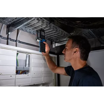 Bosch Professional GLI 18V-800 akumulátorové pracovné svetlo, 800 lm