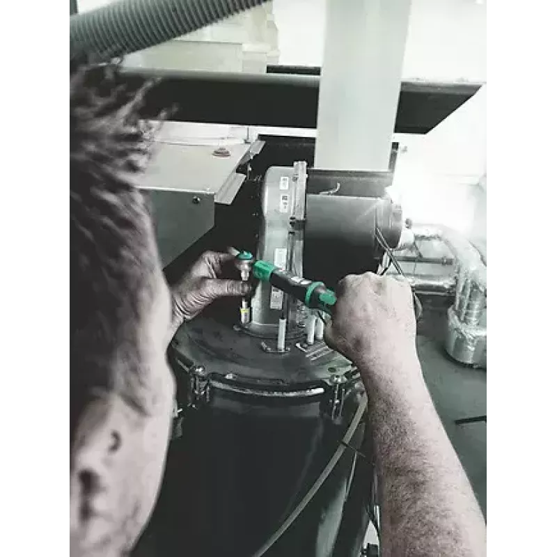 Wera 05075800001 Safe-Torque A 1 momentový kľúč, štvorhran 1/4", 2-12 Nm, čierna/zelená