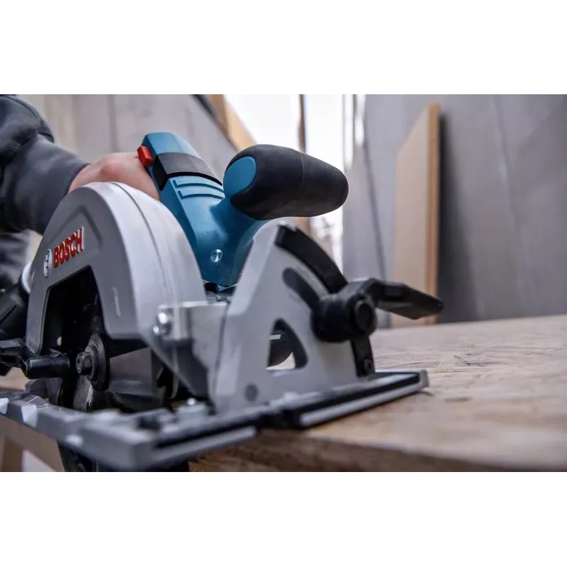 Bosch GKS 18V-57-2 Professional akumulátorová okružná píla, 18 V, 165 mm, bez akumulátora, modro-čierna